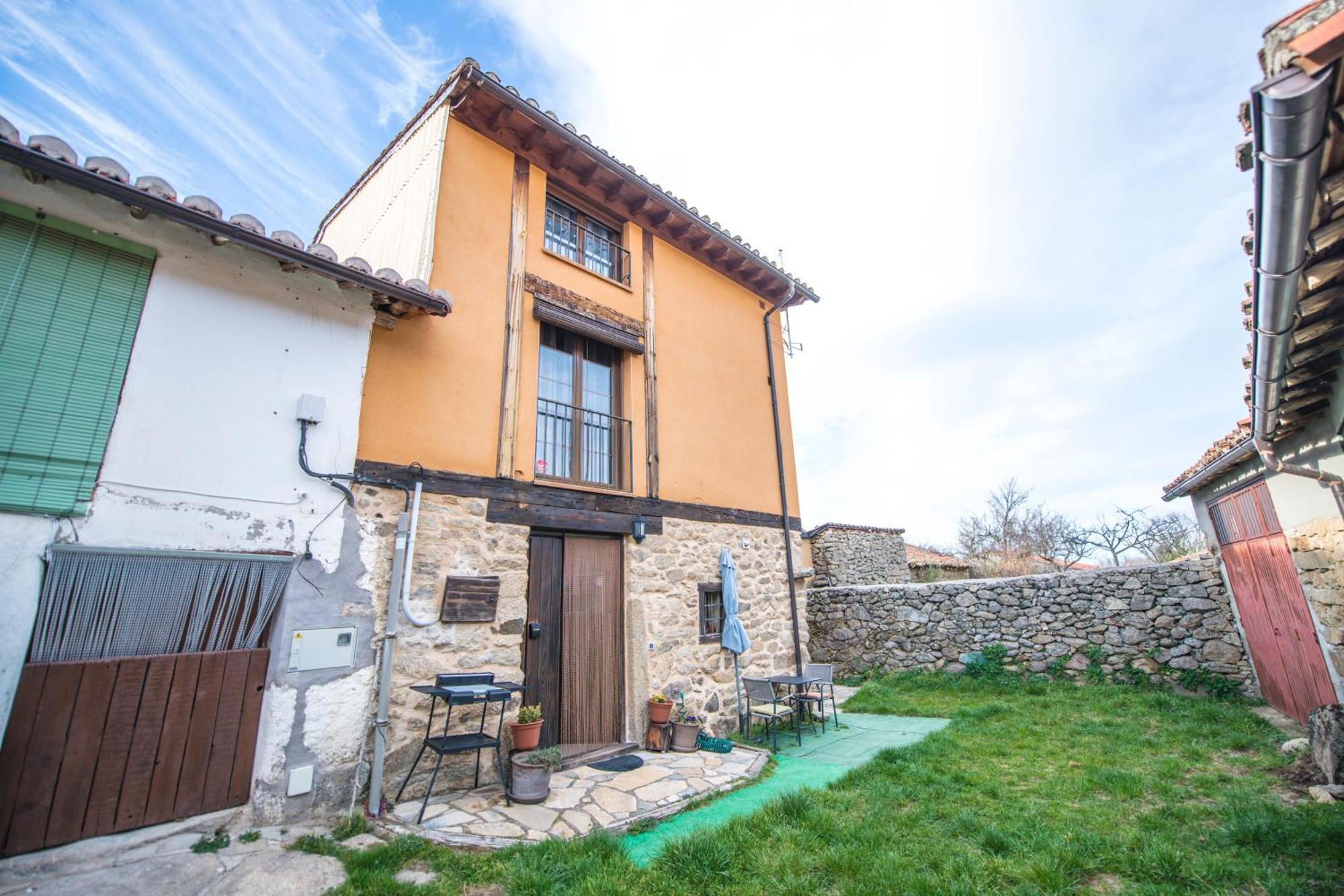 Holiday home Casa Quimeradearavalle Dos Gilgarcia