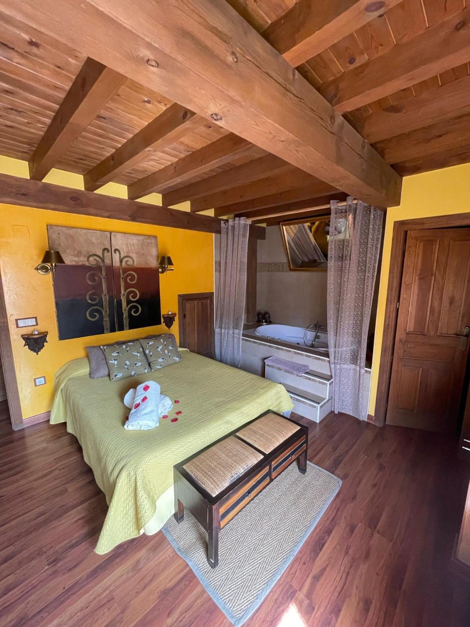 Casa Quimeradearavalle Dos Holiday home Gilgarcia