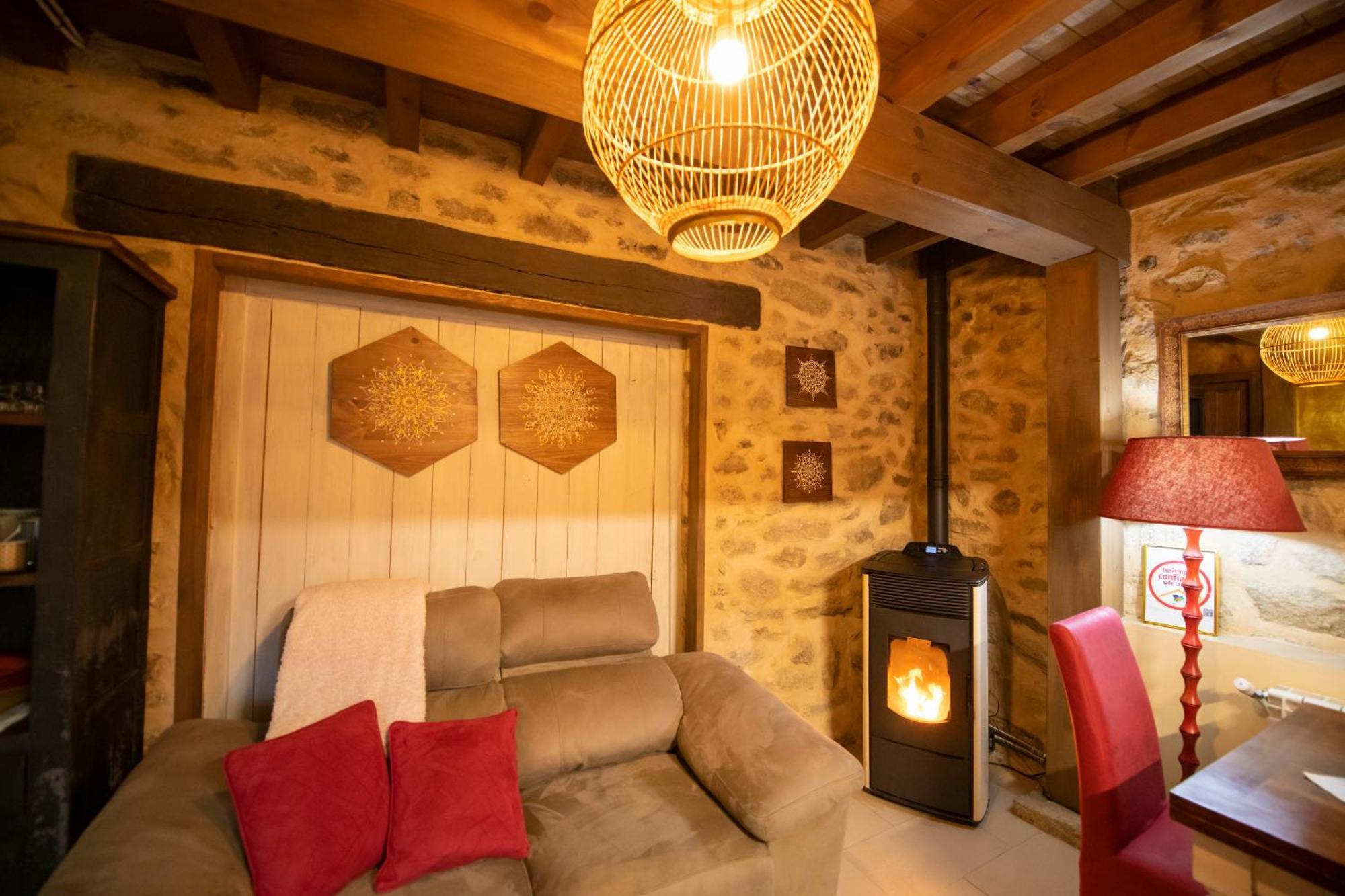 Holiday home Casa Quimeradearavalle Dos Gilgarcia